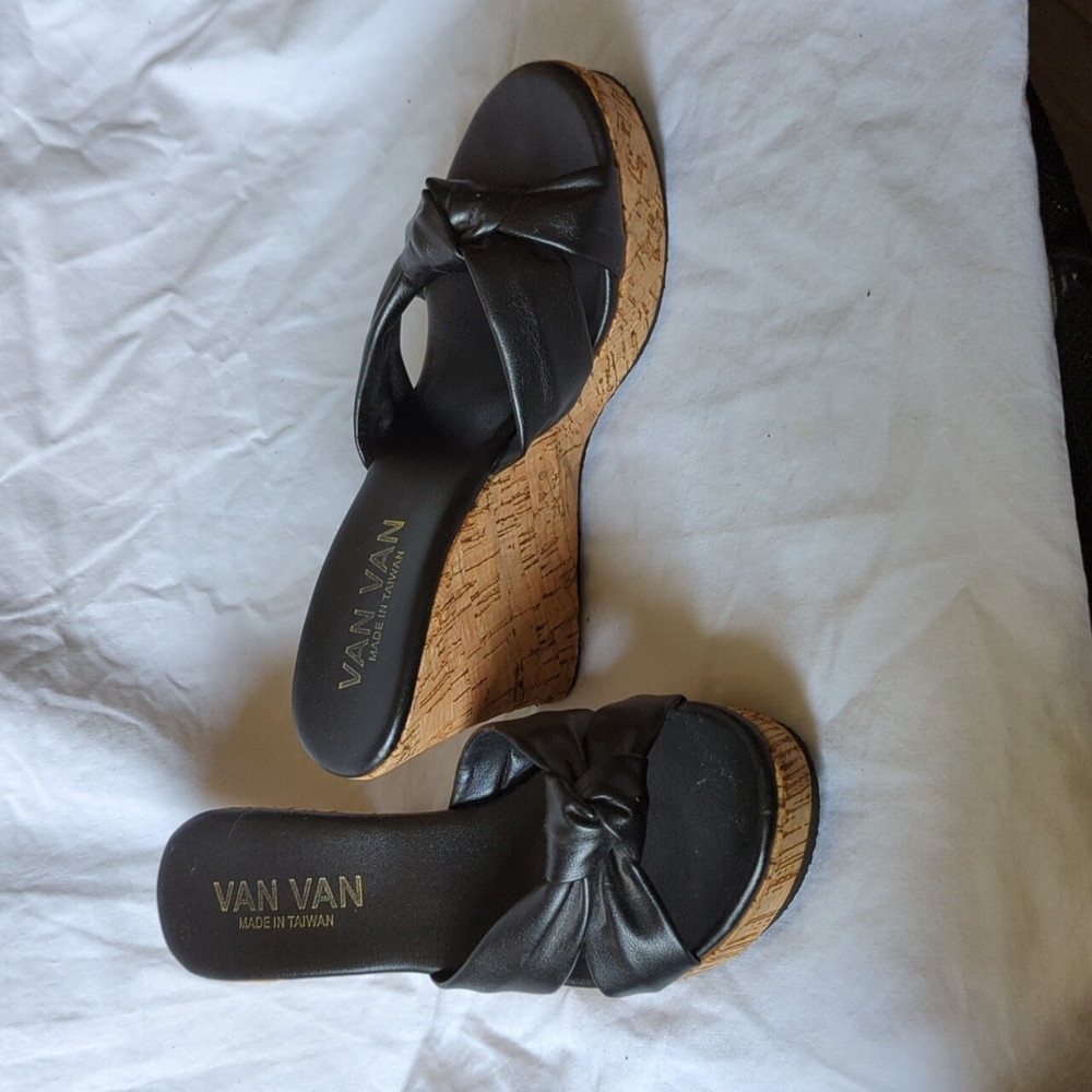 Van Van Heeled sandals